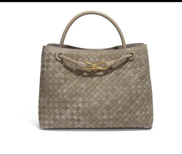 Трендовая  замшевая сумка