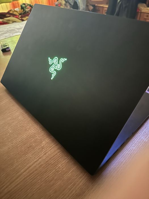 Vand laptop gaming razer blade 15 3070 ti i7 12800h
