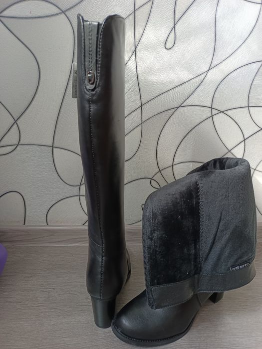 Сапоги демисезонные новые