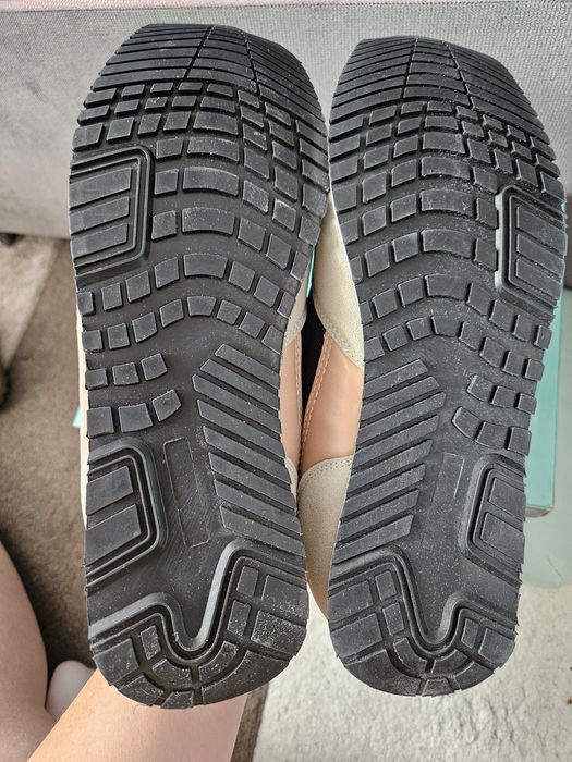 Adidasi negri femei noi