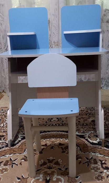 Продам детскую парту + стульчик из МДФ