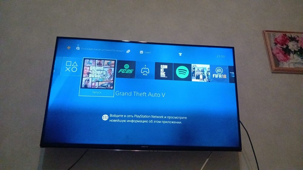 СРОЧНО ПРОДАЕТСЯ ps4 в хорошем состоянии