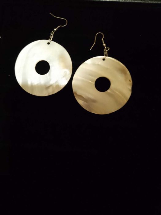 Обеци от естествен седеф