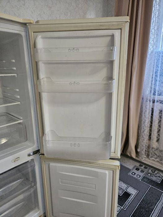 продам холодильник