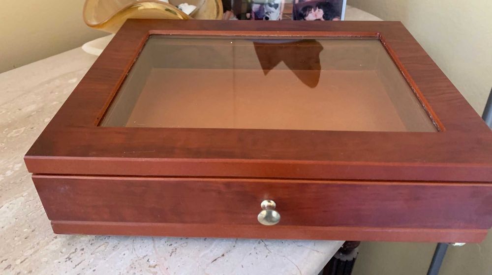 Продавам чисто нови кутии за бижута - МДФ