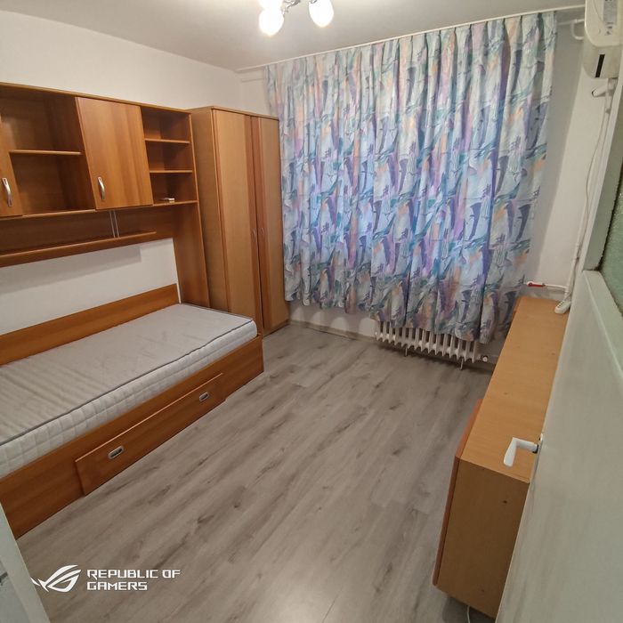 Inchiriez Apartament 3 camere