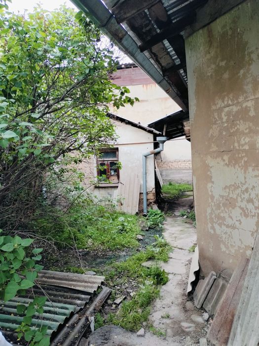 Дом мирабадский район.