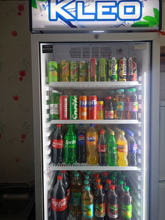 Продам два ветреных холодильника