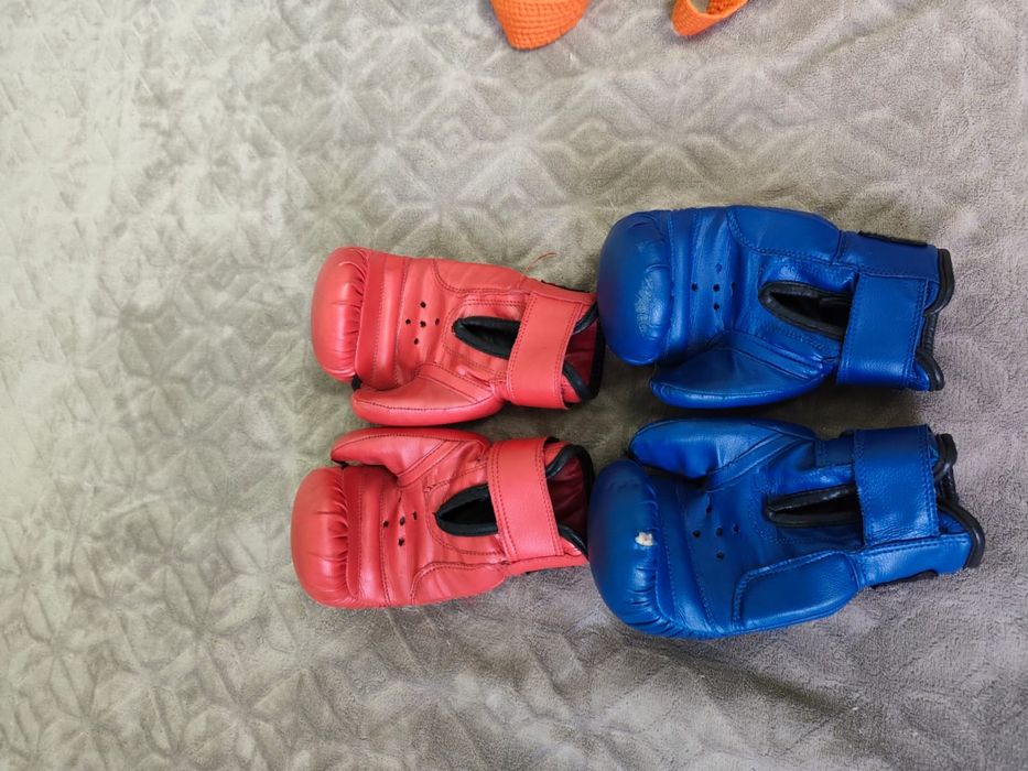 Перчатки для бокса