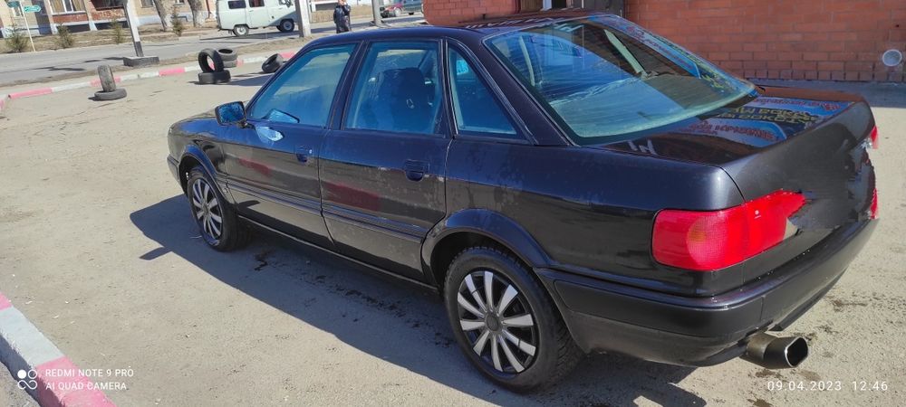 Продам      Ауди 80 б4