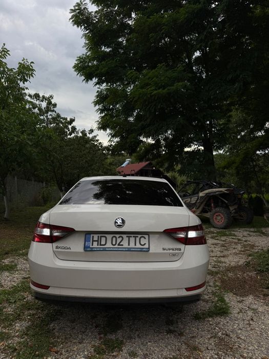 Skoda superb 2.0 tdi 190 cp 4x4
