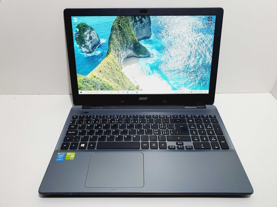 Laptop Acer Aspire E5 571G