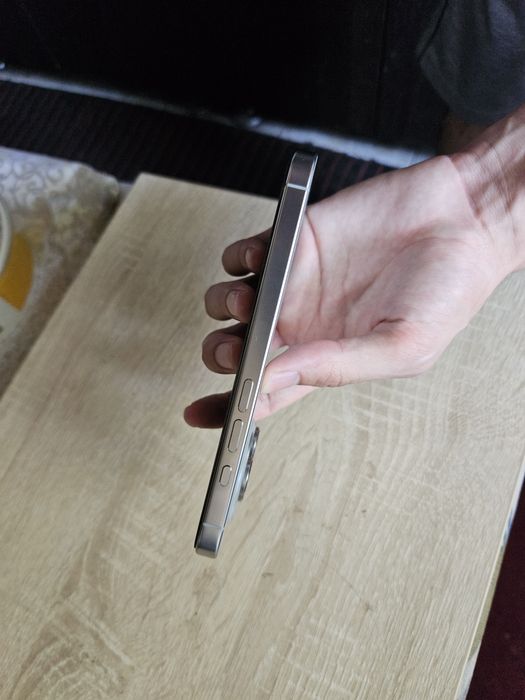 IPhone 16 pro LLA