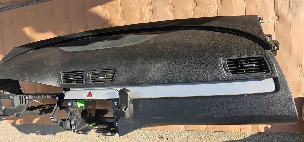 Plansa bord cu airbag pasager Vw Passat B6 2007 / 2008 / 2009 2010