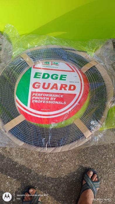 Гумената лента протектор за ръбове на автомобилни врати