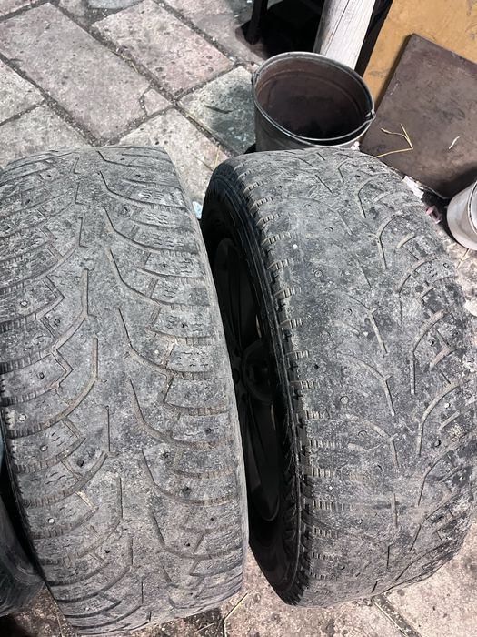 Продам диск на 17 с резиной