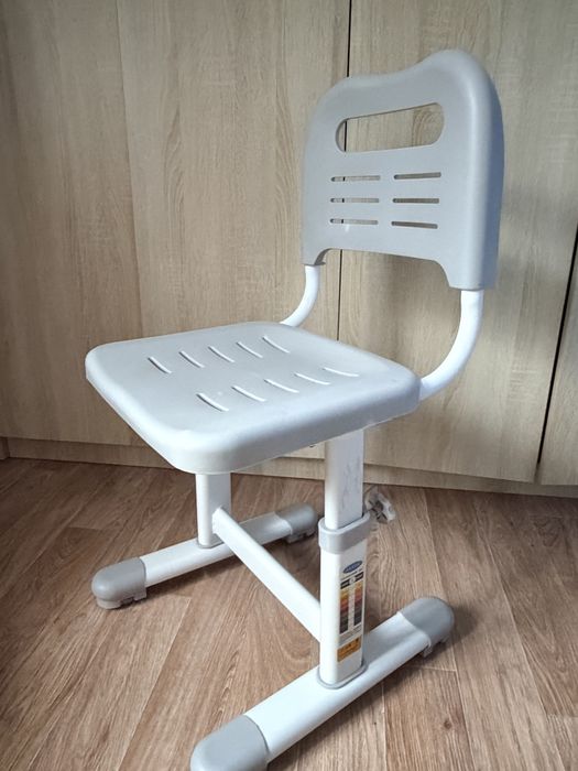 Стол для школьника