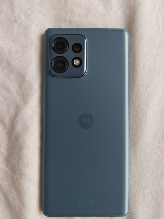 Urgeeeent Edge 40 Pro 12/256