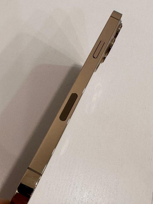 iPhone 13 Pro max Gold 256gb