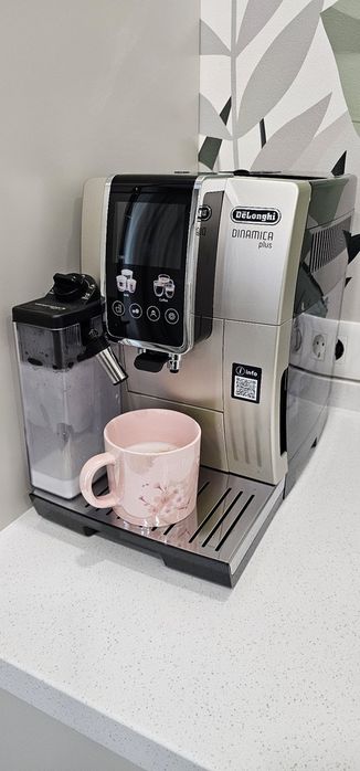 Кофемашина DELONGHI ECAM380.85TB/SB