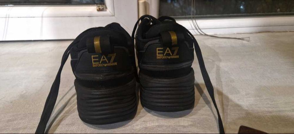 Emporio Armani 38 номер