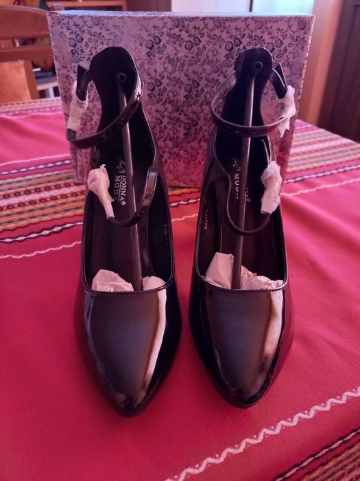 Обувки LA Donna Moda - 39 номер