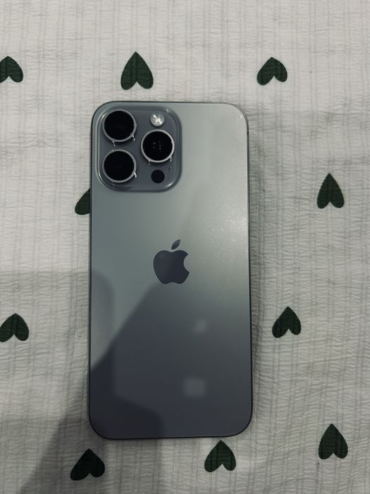 iPhone 15 pro max 256гб