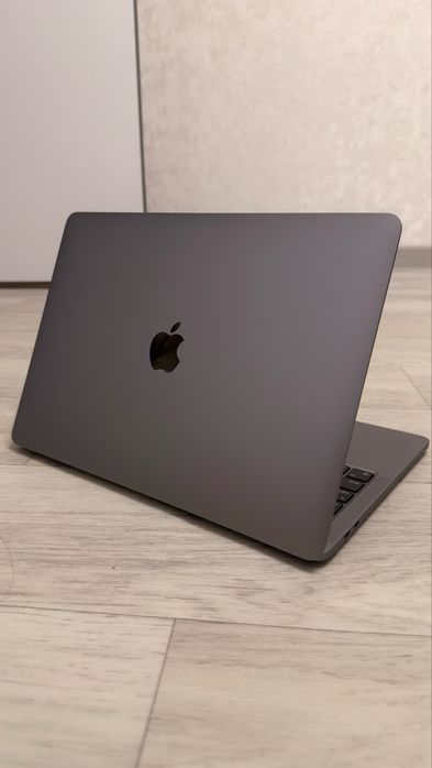 Macbook 13 pro m1