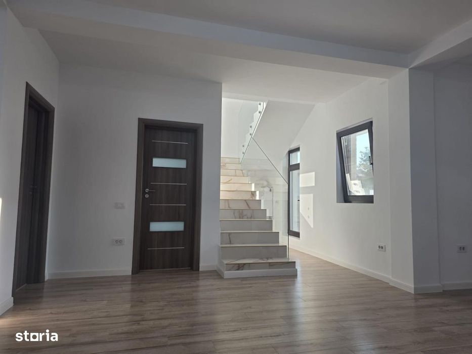 Vila 5 camere LUX TUNARI
