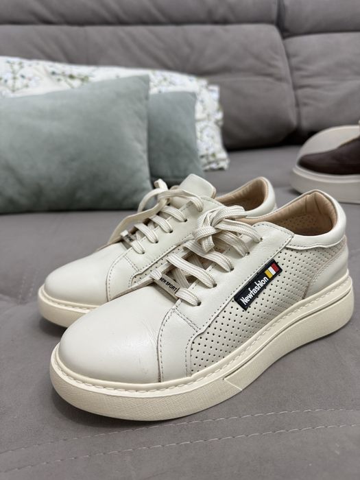Женские кроссовки MIU MIU