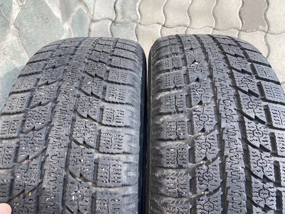 Зимние шины toyo 215 60 r16