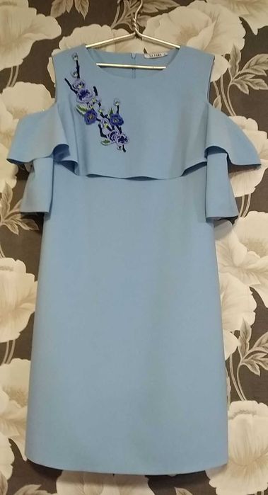 Платье женское -