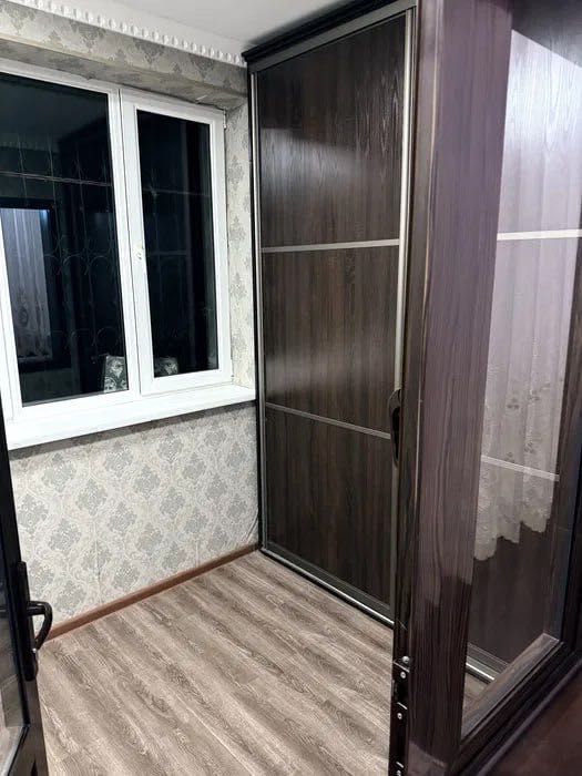 #1706

Продаётся 3-комнатная квартира 
Район: Чиланзар