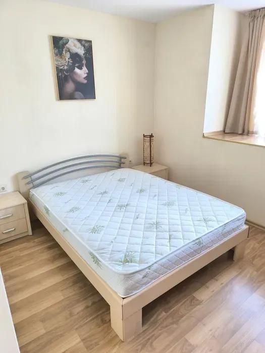 Дава се под наем Двустаен апартамент в Варна, Център - 70 кв.м за 498.27 € - Снимка #2
