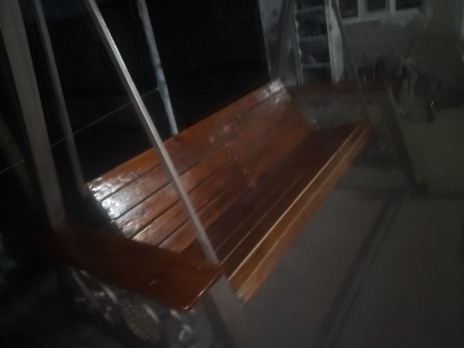 Качели сотилади тайёр