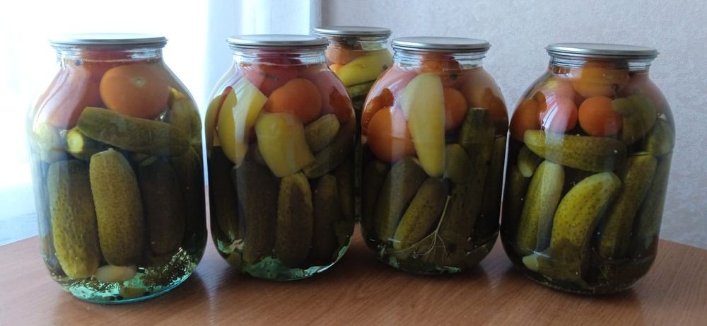Огурчики маринованные