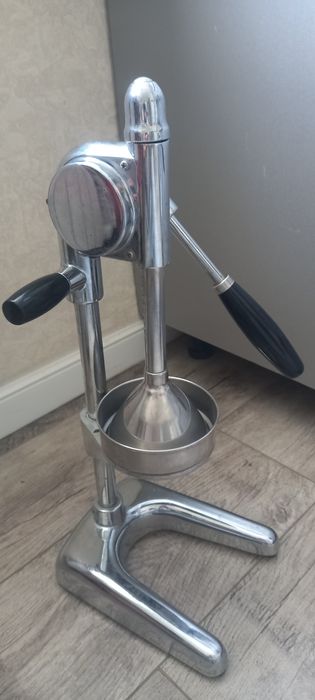 Продам соковыжималку для граната