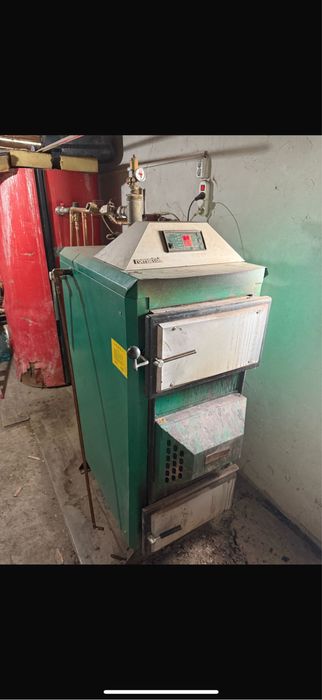 Vând centrala pe lemne cu gazefiere 40kw+ puffer inox