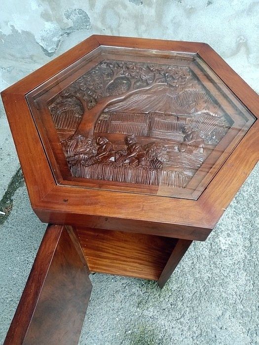 Superbă masa antica pe roti hexagonala de dimensiuni impresionante din