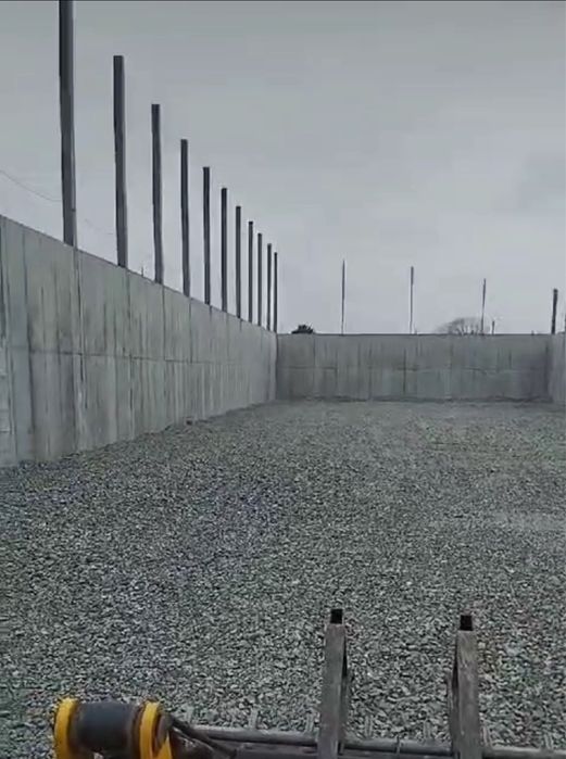 Transport basculabil,inchiriez/inchiriere miniexcavator,buldoexcavator