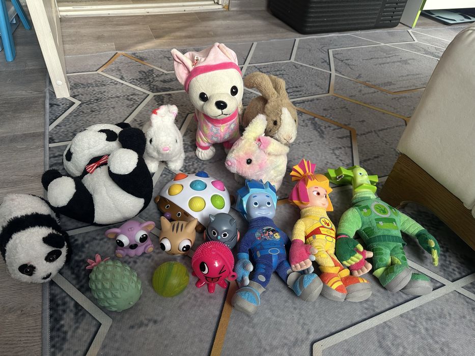 Отдам даром игрушки