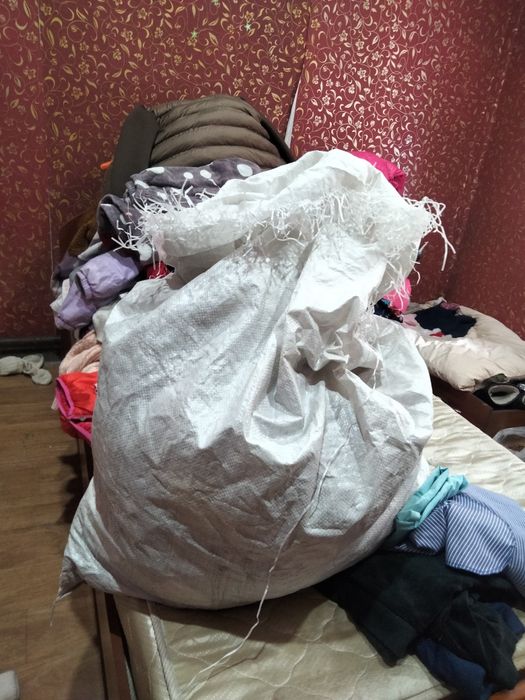 отдам женские и детские вещи