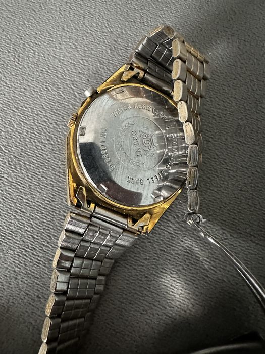 Часовник ORIENT