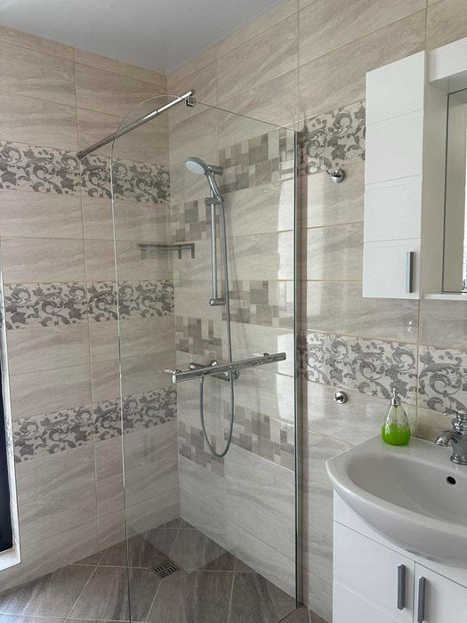 Дава се под наем Едностаен апартамент в к.к. Св.Св. Константин и Елена - 60 кв.м за 459 € - Снимка #6