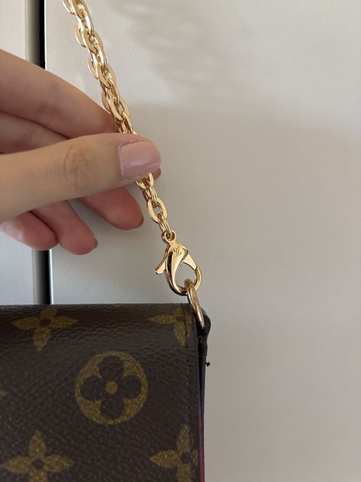 Данска чанта Louis Vuitton Pochette
