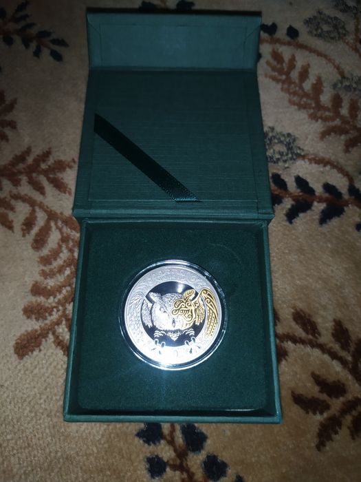 Монета  Филин пруф 200 тенге