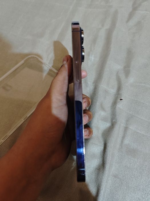 Vând iPhone 14 pro max