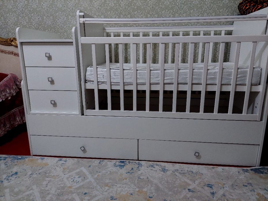 Детский кровать