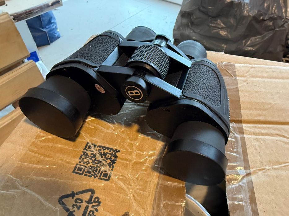 Vand binoclu bushnell 30x60 profesional