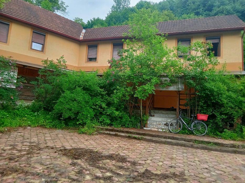 Casă de vacanță de vânzare Rusca Montană